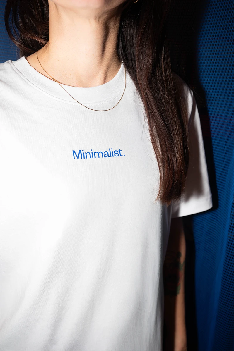 Mona-Wingerter-portfolio-grafiker-grafikdesigner-freelance-art-director-logo-brand-design-wachenheim-mannheim-conceptstore-concept-store-interior-logodesign-minimalist-merch-shirt-illustration_11