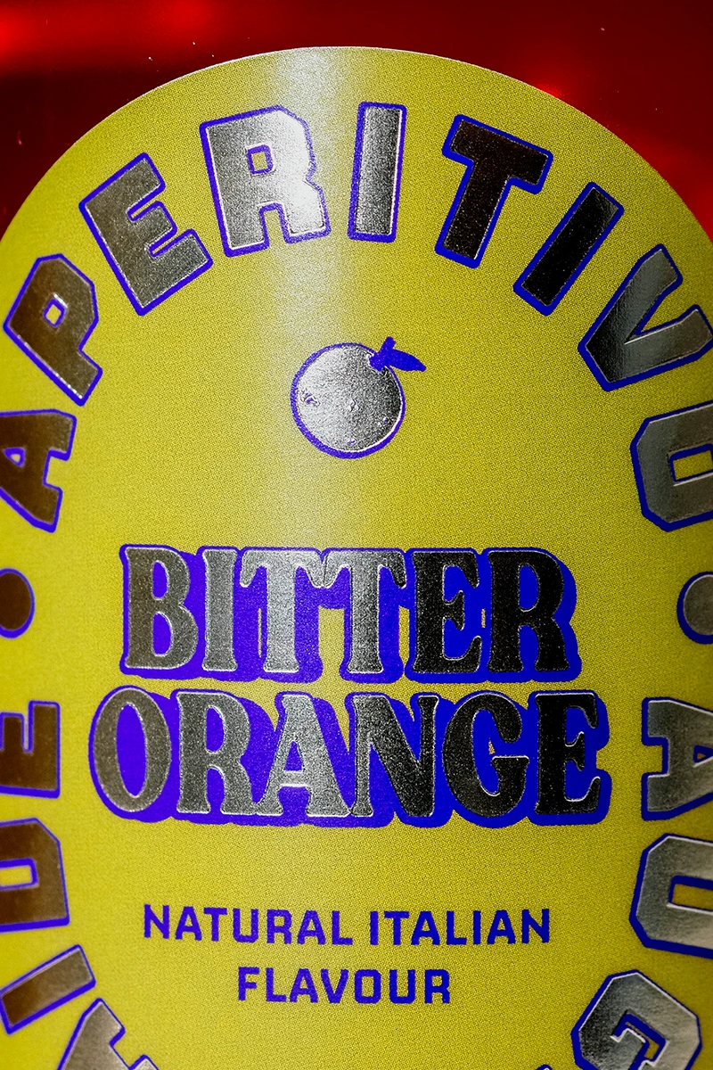 Mona-Wingerter-portfolio-grafiker-grafikdesign-freelance-art-director-Wachenheim-bottle-design-packaging-aperitivo-augenwaide-gold-embossed-label-bitter-orange-4